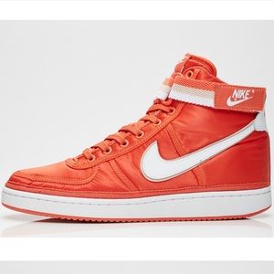 Nike Vandal High Supreme vintage Coral